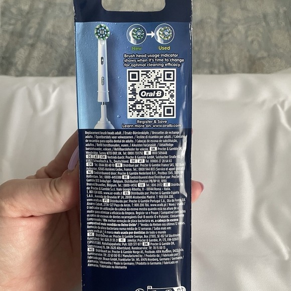 NEW Oral-B Pro Cross Action Replacement Brush Heads White 8 XXL Pack Toothbrush - Picture 3 of 6